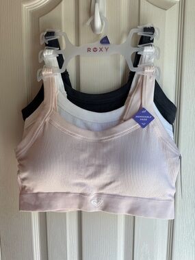 NWT SET OF THREE ROXY WIRELESS COMFORT BRAS-PINK-WHITE-GRAY